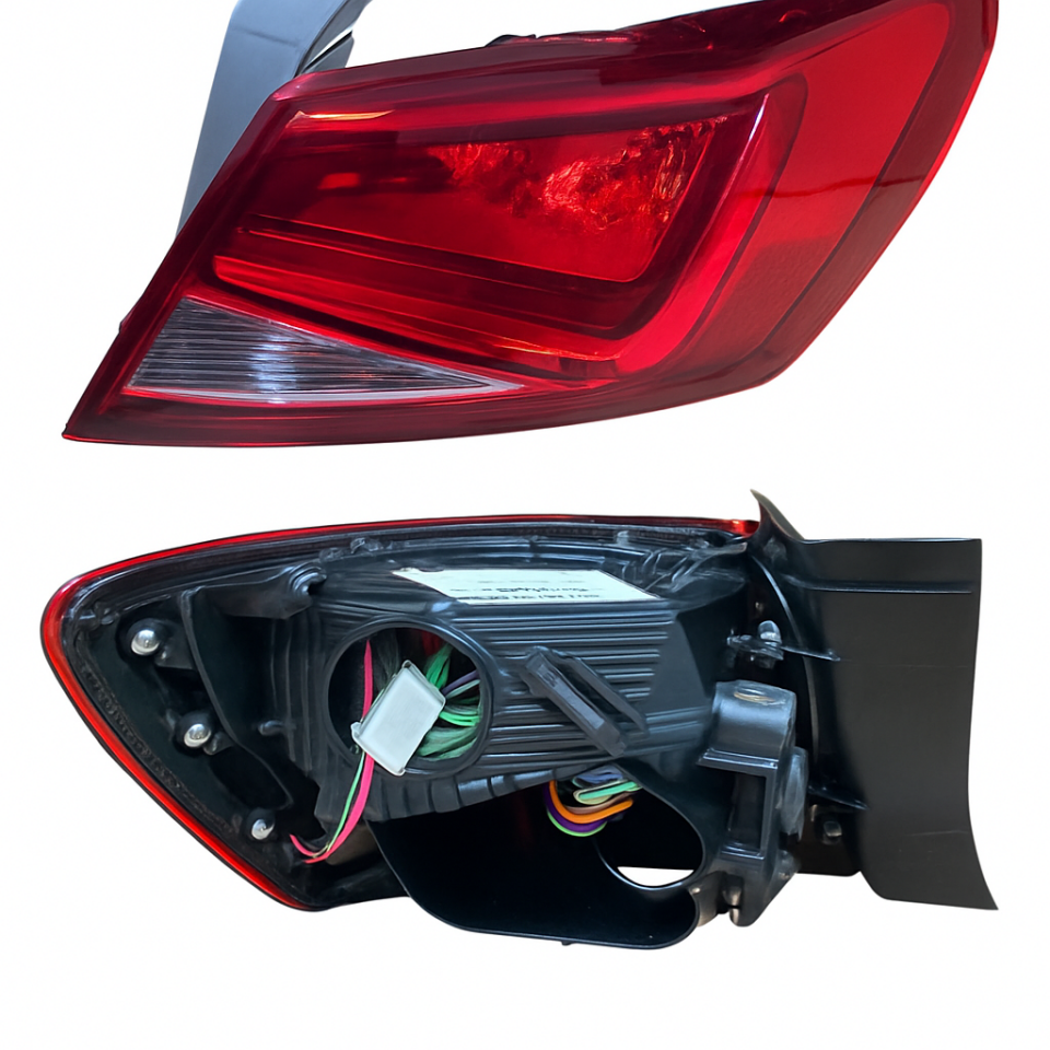 5F0945208E STOP LAMBASI LEDLİ DIŞ SAG SEAT LEON 2013-2017
