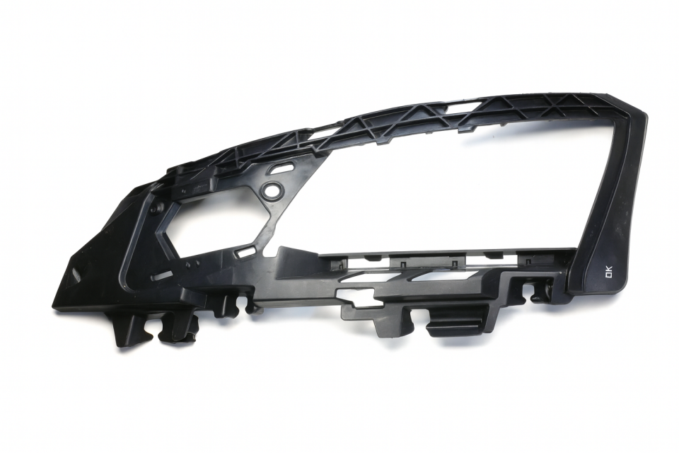 565807055 ÖN TAMPON İÇ ÜST BRAKET SOL KODİAQ 2017 ve Üzeri